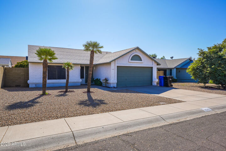Property Photo: 3147 W Potter Drive AZ 85027