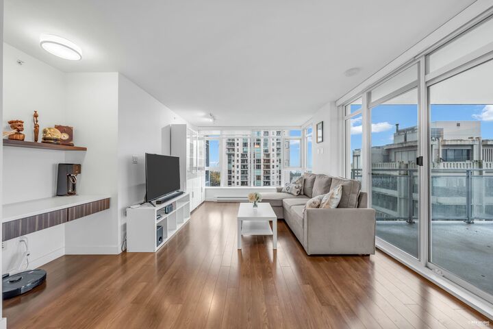 608 Belmont Street 903 — photo 1