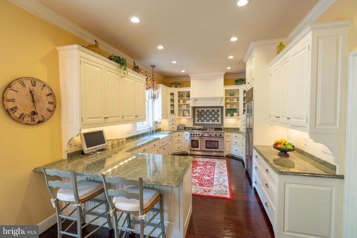 Property Photo: 1101 Smallbrook Lane PA 17403