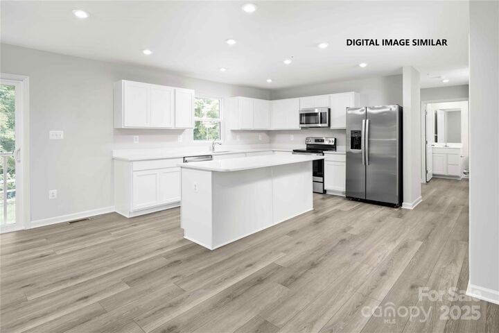 Property Photo: 209 Iris Court 1436 SC 29728