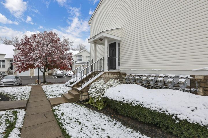 Property Photo: 8255 Catalpa Ridge Drive OH 43004