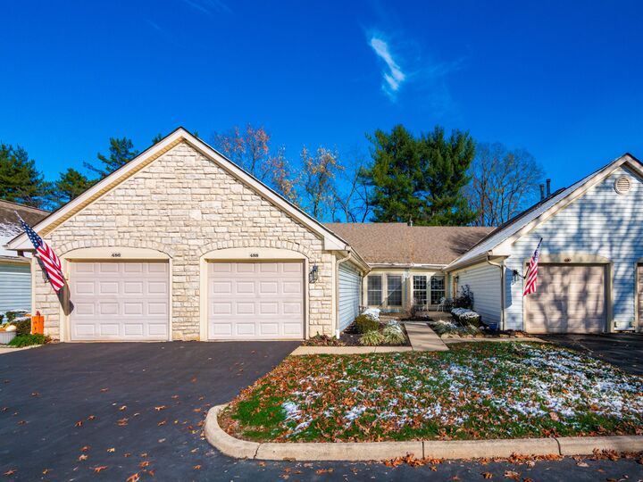 Property Photo: 488 Three Oaks Court OH 43230