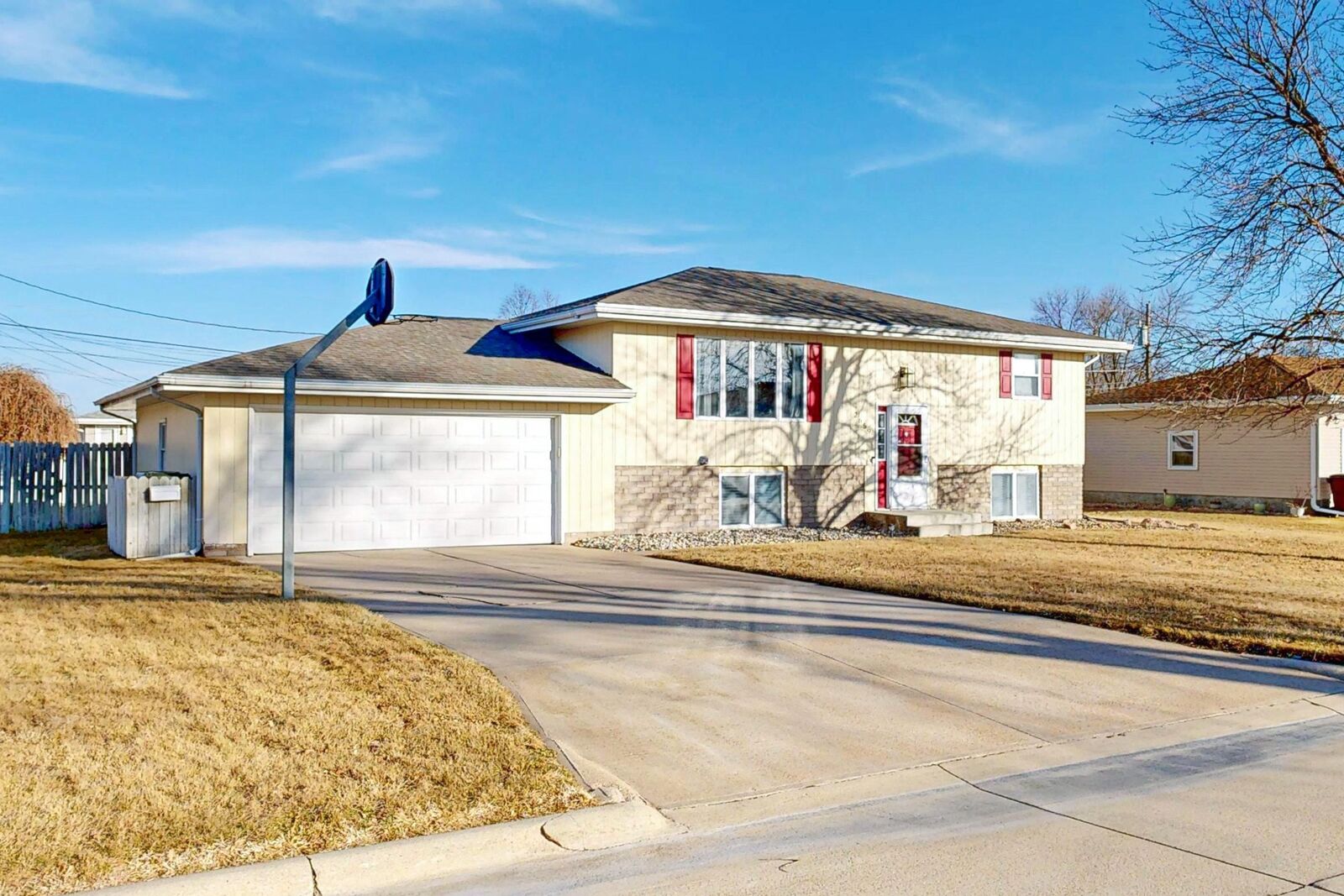 Property Photo:  2659 E 12th Avenue  NE 68601 