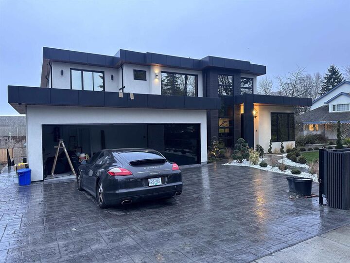 16427 28  Surrey BC V3Z 0A9 photo