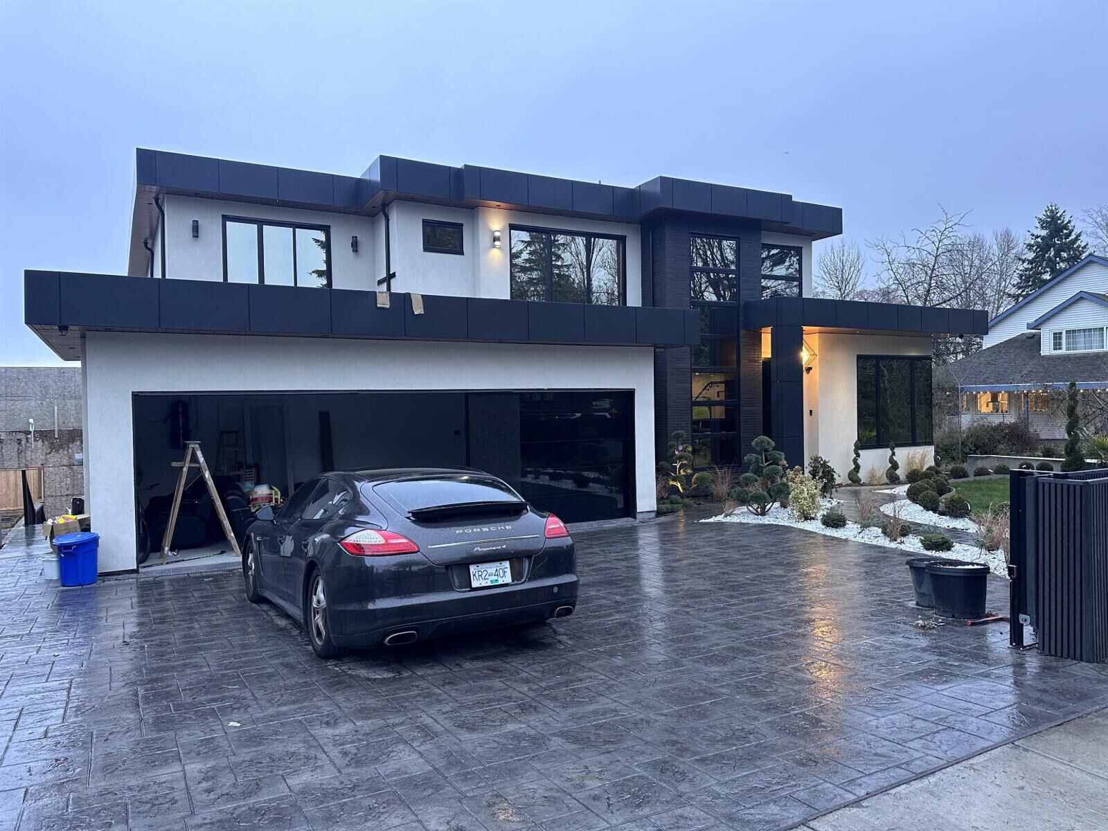 Property Photo: 16427 28 BC V3Z 0A9