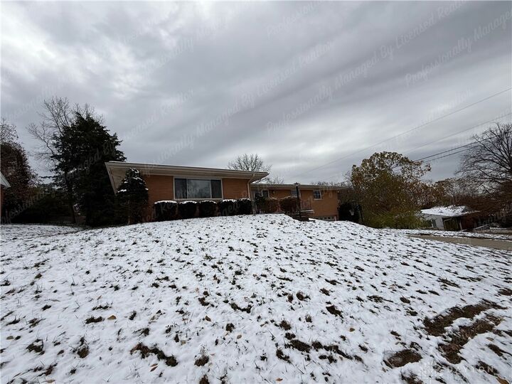 Property Photo: 2650 Loris Drive OH 45449
