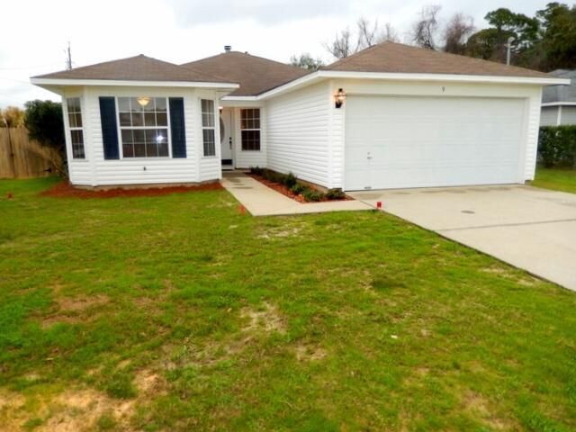 Property Photo:  9 Stowe Road  FL 32569 