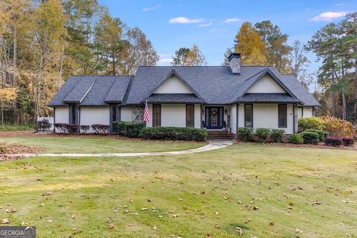Property Photo: 30 Lynda Circle GA 30117