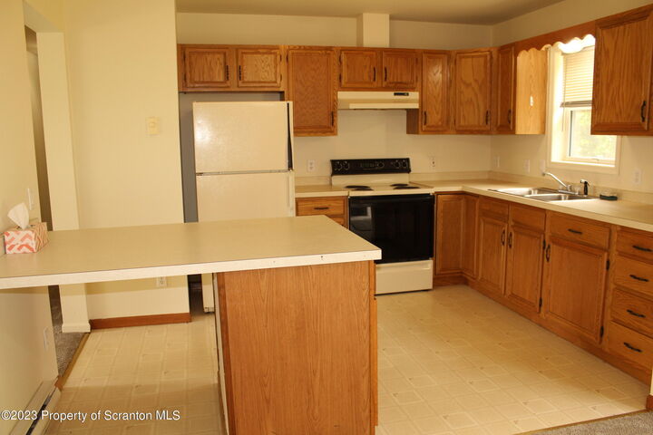 Property Photo:  15 Jeanne Drive  PA 18657 