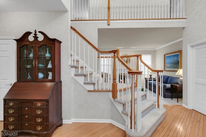 Property Photo:  4 Hansom Rd  NJ 07920 