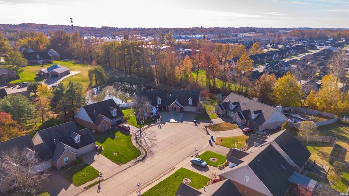 Property Photo:  8177 Cobblestone Court  IN 47630 