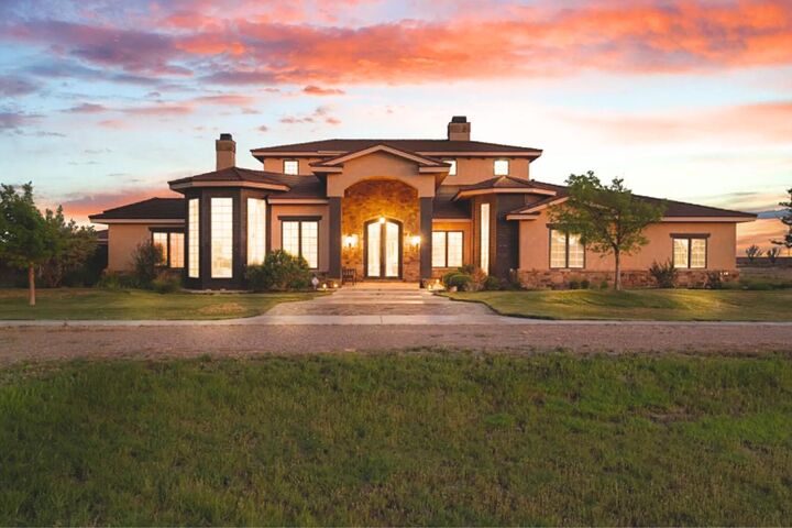 5631 Woodrow Road  Lubbock TX 79424 photo