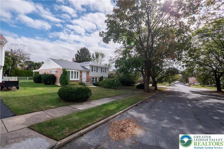 Property Photo:  1135 N 23rd Street  PA 18104 