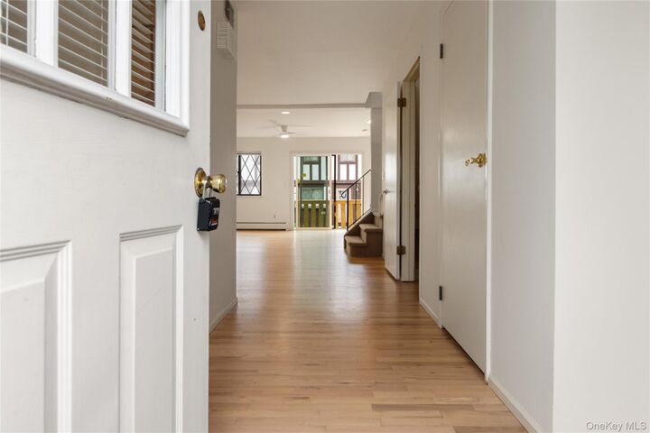 Property Photo:  117 Buckingham Court  NY 10970 