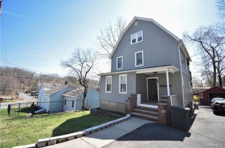 85 Grand Avenue  Pearl River NY 10965 photo