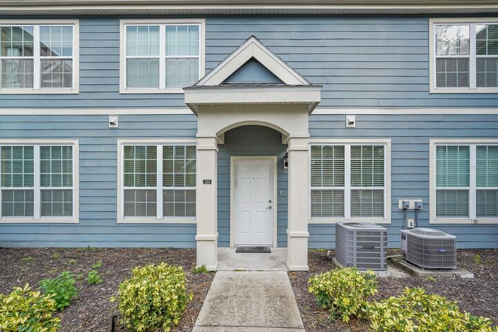 5540 Rosehill Road 104  Sarasota FL 34233 photo