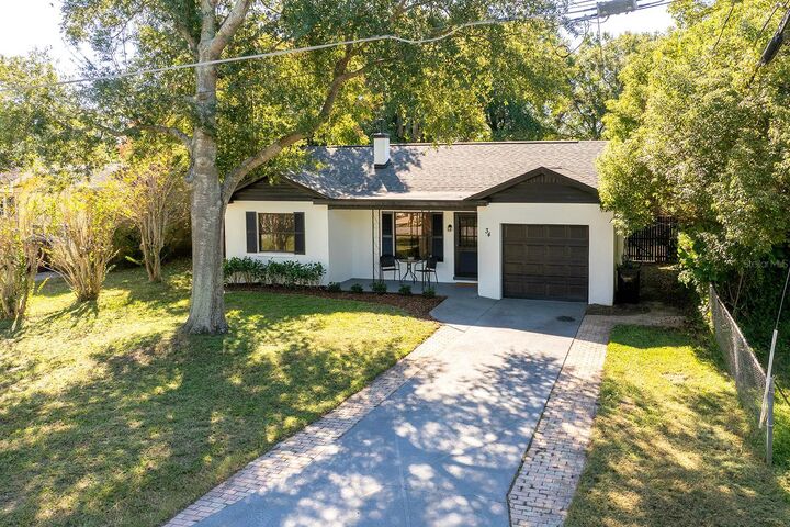 Property Photo:  34 Stymie Place  FL 32804 