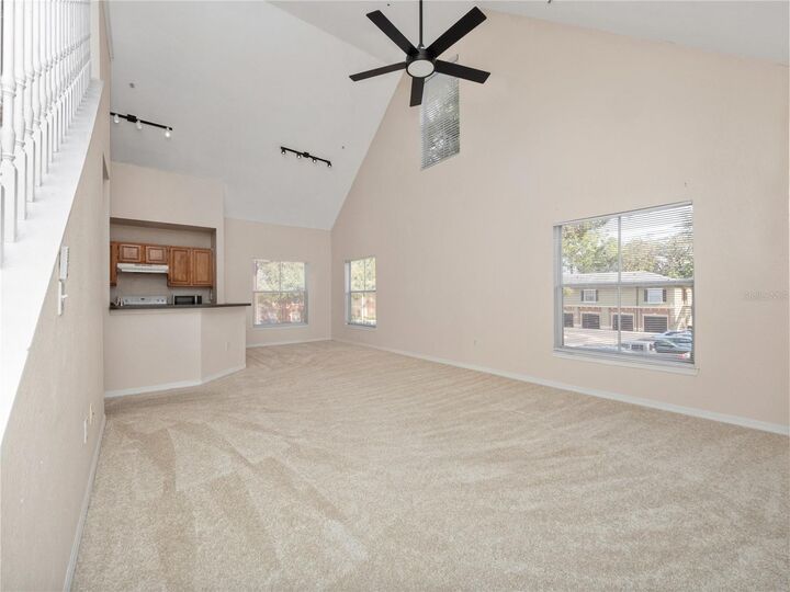 Property Photo:  5963 Westgate Drive 1423  FL 32835 