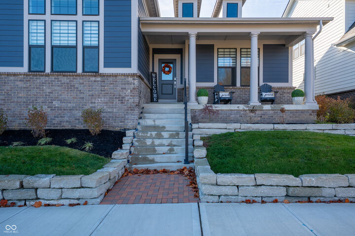 Property Photo:  1265 Stonehaven Drive  IN 46074 