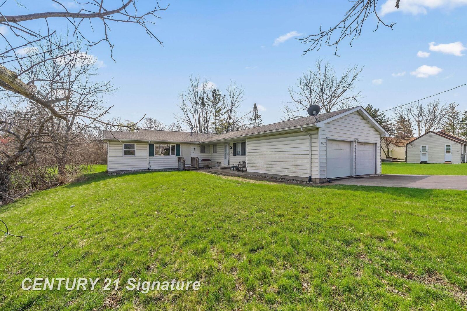 Property Photo: 256 River Road MI 48609