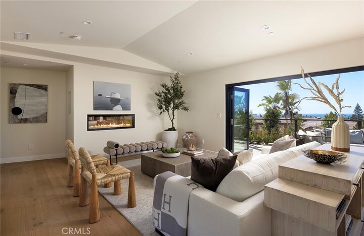 Property Photo:  149 Avenida De La Paz  CA 92672 