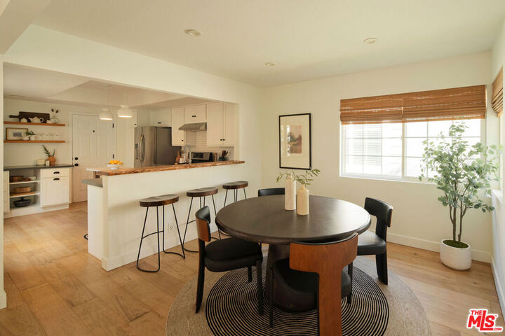 Property Photo:  215 Portland Avenue  CA 92648 