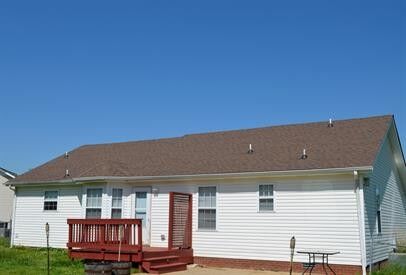 Property Photo: 1104 Connemara Way TN 37040