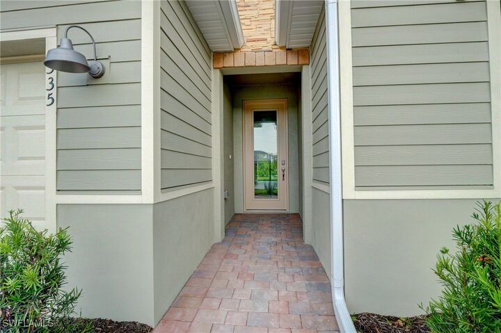 Property Photo:  335 Tamarindo Lane  FL 34114 