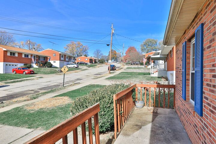 Property Photo: 137 Valley View Drive KY 41071