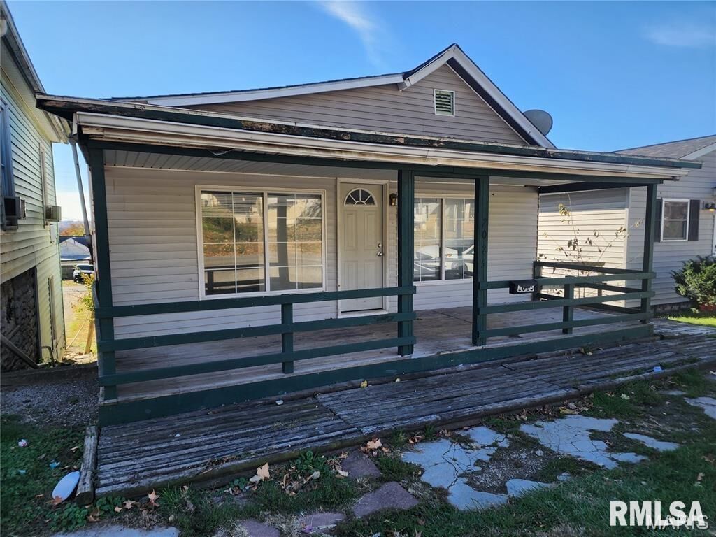 Property Photo:  2025 Broadway Street  MO 63401 