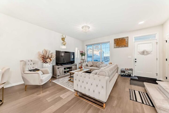 Photo de la propriété: 235 Cornerbrook Road NE AB T3N 2J3