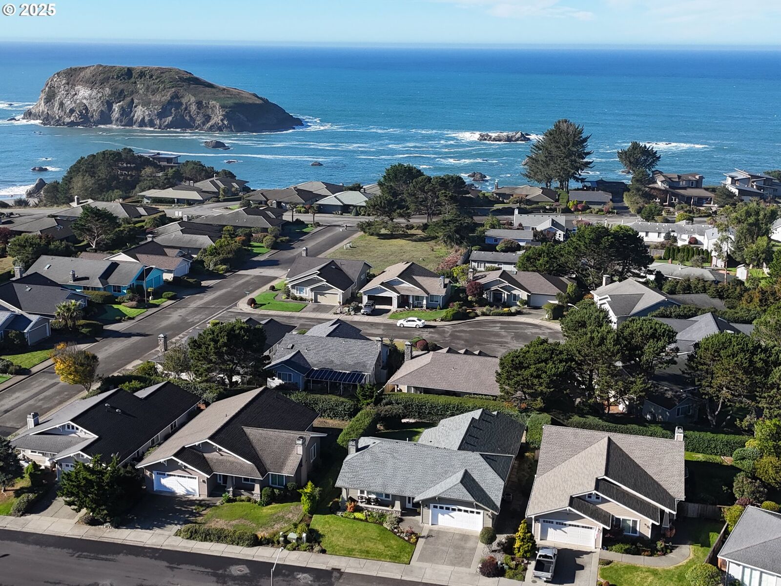 Property Photo:  17188 S Passley Rd  OR 97415 