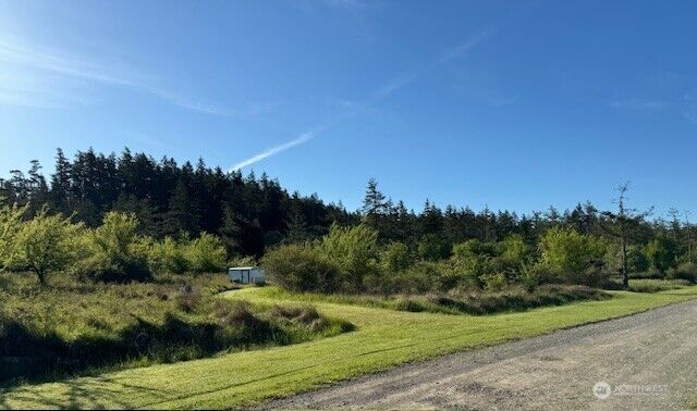 Property Photo: 16 Airport Perimeter Way WA 98221