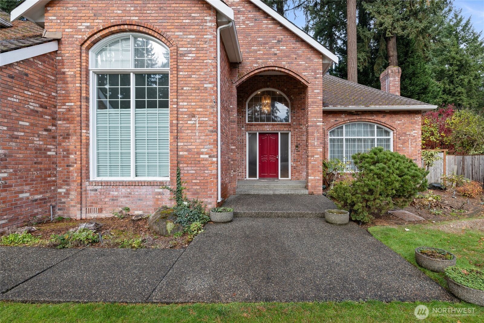Property Photo:  6613  Villa Madera Drive SW  WA 98499 