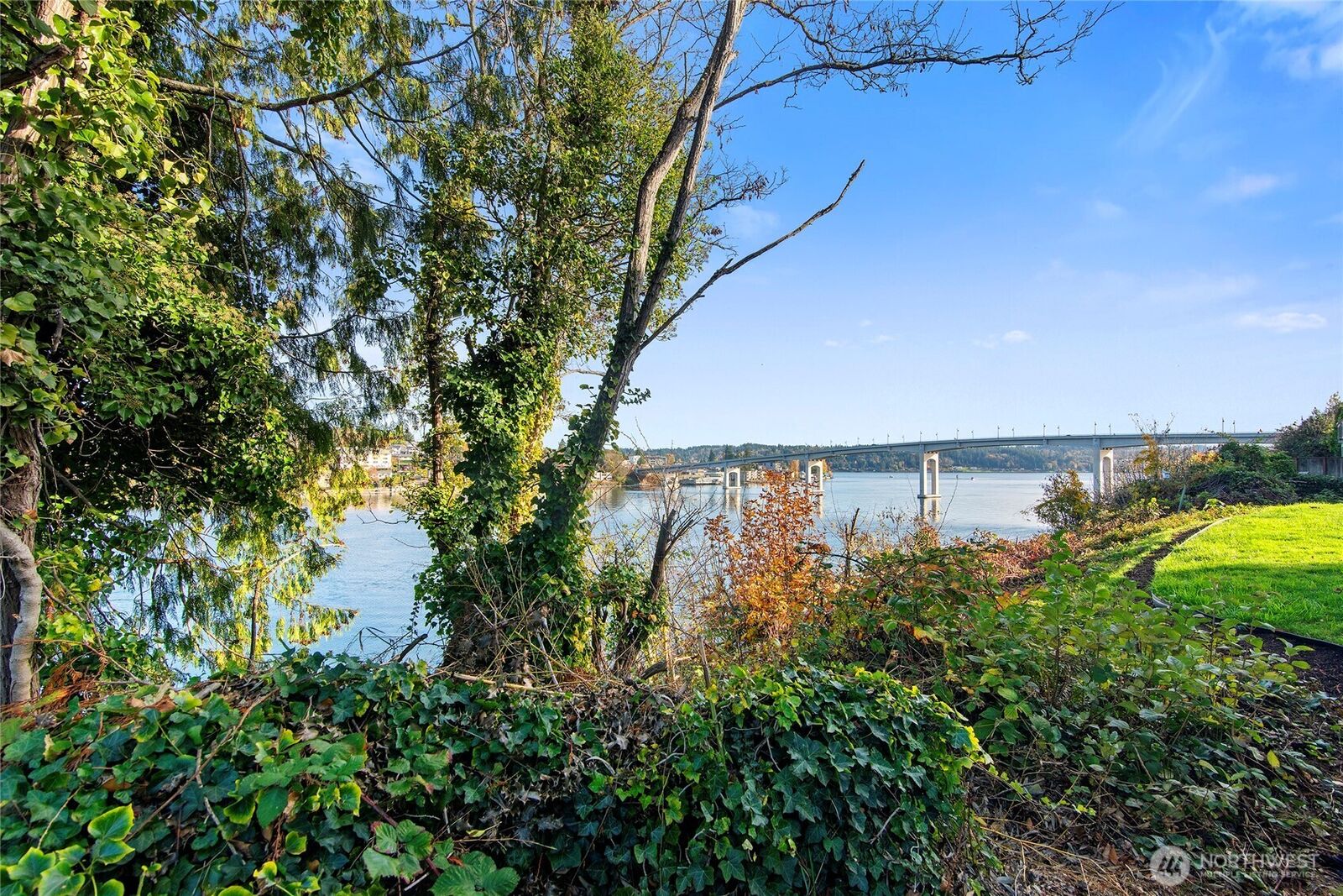 Property Photo:  1108  Highland Avenue  WA 98337 