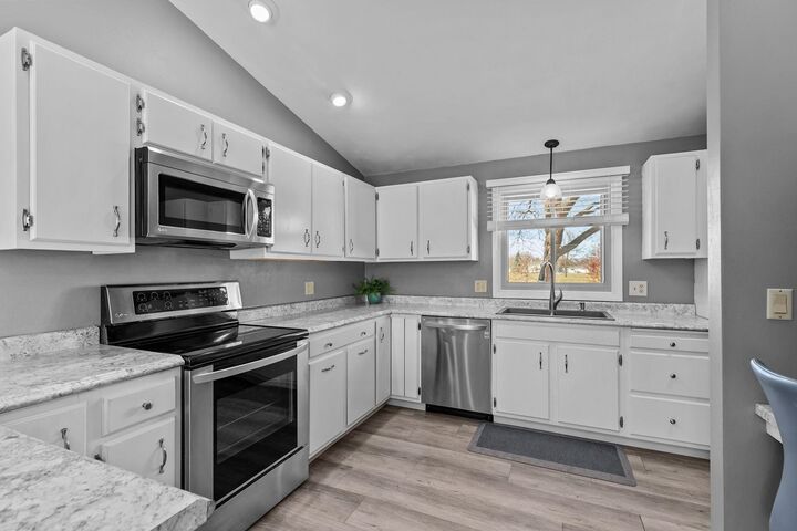 Property Photo: 1000 Greendale Street WI 54952