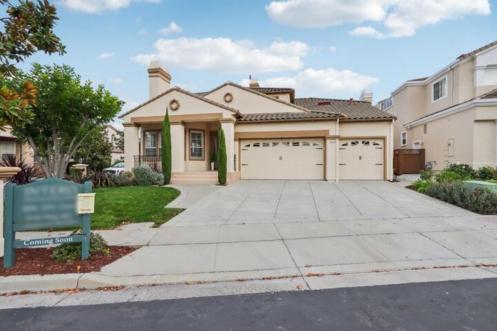 Property Photo:  5090 Birkdale Way  CA 95138 