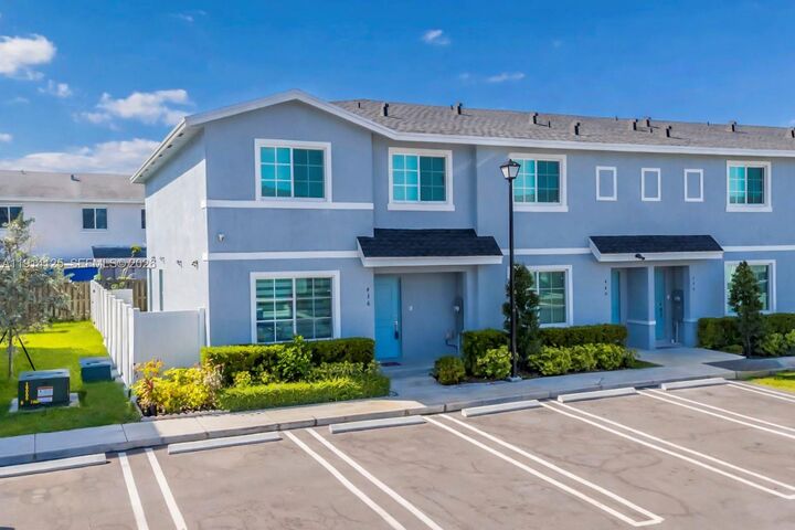 Property Photo:  436 NW 11th Ave  FL 33034 