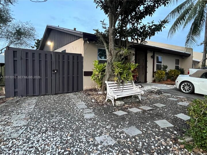 Property Photo: 12215 SW 119th Ter FL 33186