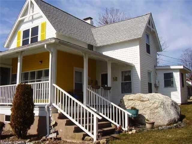 Property Photo: 207 Linden Avenue CT 06405