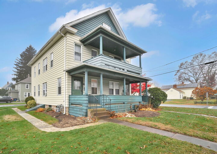 Property Photo: 112 Grove Street CT 06066