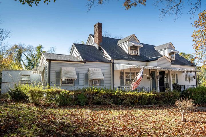 Property Photo: 914 Howard Street SC 29303