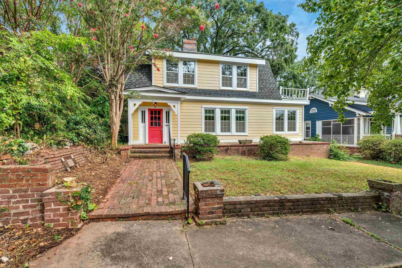 Property Photo: 526 Gadsden Court SC 29302