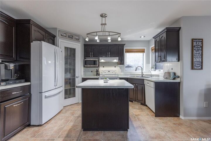 Property Photo: 227 Overholt Place SK S7N 4S9