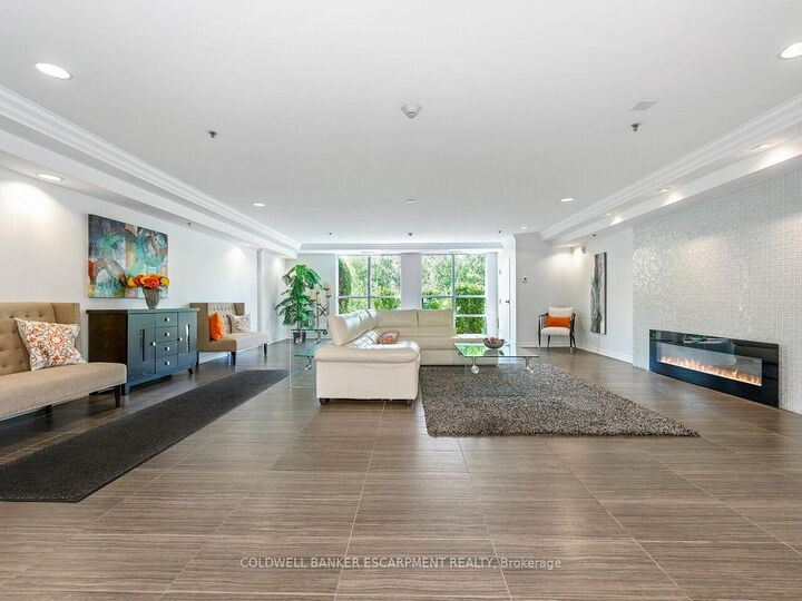 Property Photo: 1419 Costigan Road 201 ON L9T 2L4