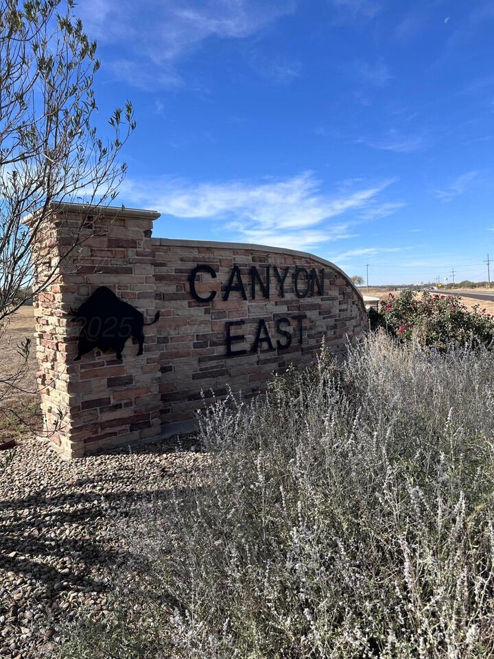 Property Photo:  41 Canyon East Parkway  TX 79015-1230 