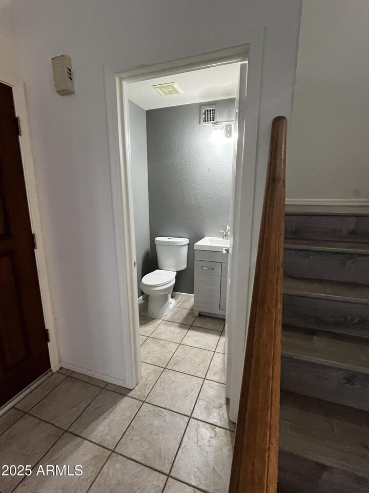 Property Photo: 42 W La Vieve Lane AZ 85284