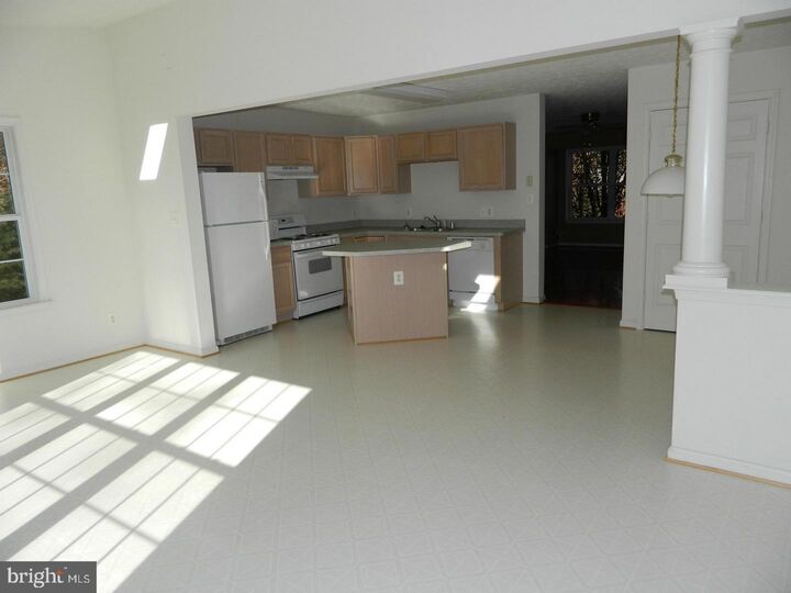 Property Photo:  609 Kensington Drive  VA 22405 