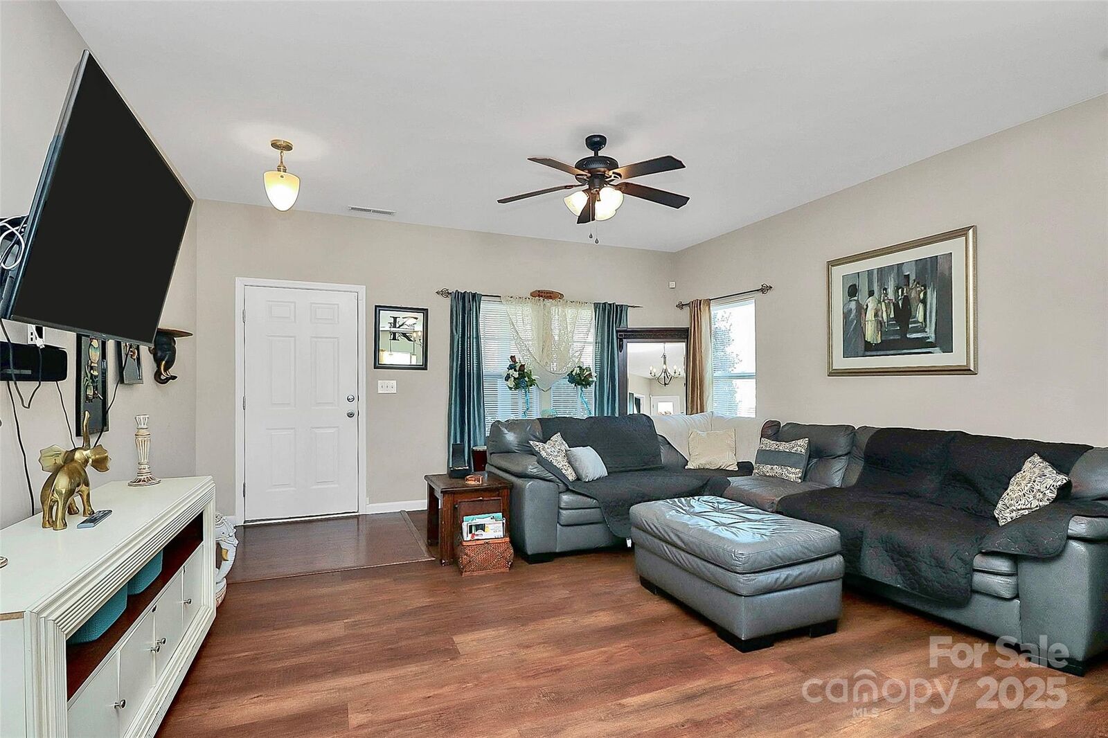 Property Photo:  4175 Broadstairs Drive  NC 28025 