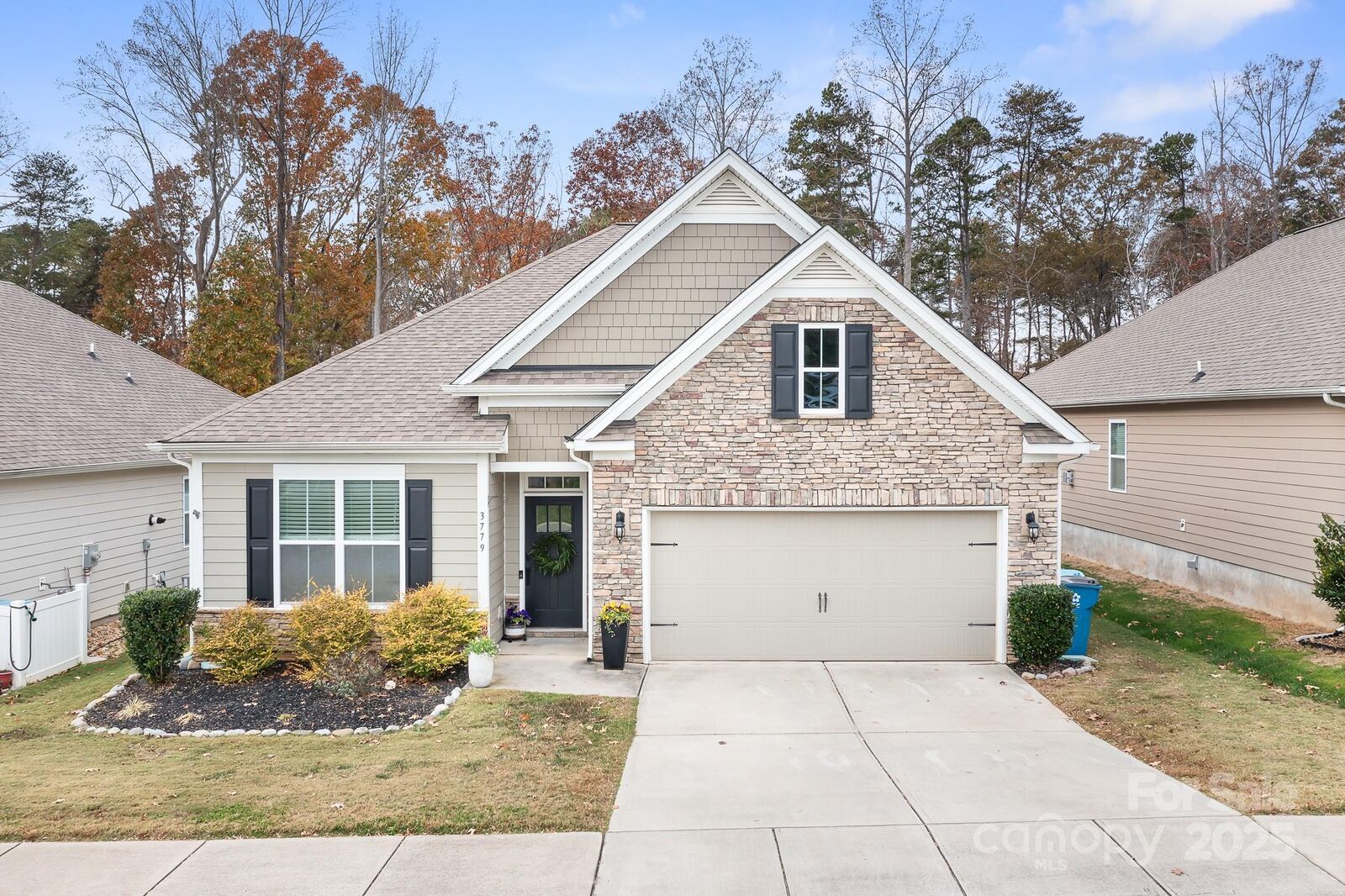 Property Photo:  3779 Summer Haven Drive  NC 28673 